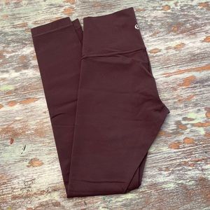 Lulu lemon leggings Size 2. Never worn, never washed